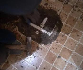 常德卫生间漏水维修公司为您分享下卫生间渗水如何处理及注意事项